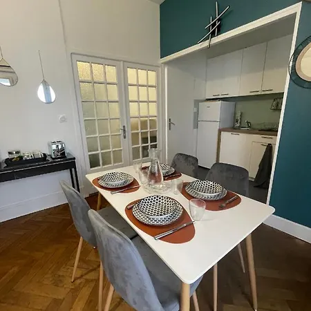 Le De Rompsay, Familial & Moderne La Rochelle